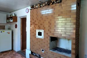 будинок за адресою Квітнева вул.