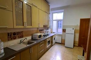квартира за адресою Олександра Доброго вул., 7