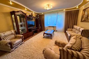 квартира за адресою Зарічанська вул., 22/3