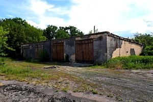 комерційна за адресою Центральна, 2а