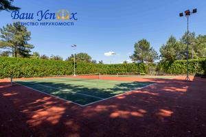 будинок за адресою Набережна вул., 77