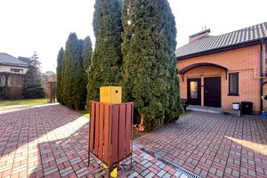 будинок за адресою Сунична вул., 144