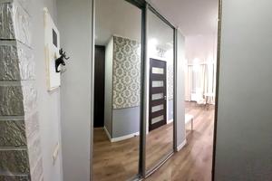 квартира за адресою сухомлинського, 44