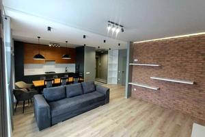 квартира за адресою Конякіна вул., 3в