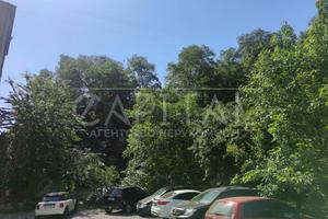 участок по адресу Андреевский спуск, 34-е