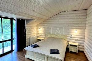 будинок за адресою Курортна вул., 35
