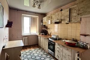 квартира за адресою Волонтерів вул., 38