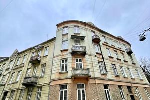 квартира по адресу Шашкевича пл., 4