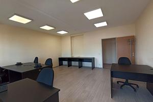 комерційна за адресою Велика Васильківська вул. (Червоноармійська), 7