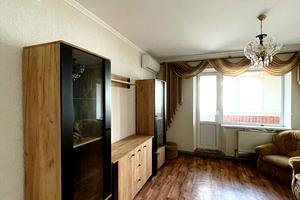 квартира за адресою Г. України, 12