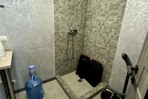 комерційна за адресою Володимира Янева вул., 21