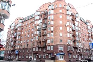 комерційна за адресою Введенська вул., 29/58