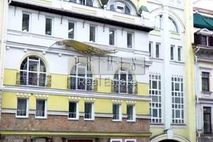 коммерческая по адресу Воздвиженская ул., 3