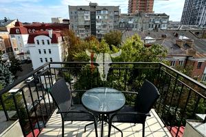 квартира за адресою Бульварно-Кудрявська вул. (Воровського), 4б