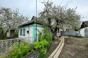 будинок за адресою Центральна, 1