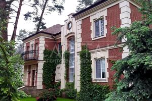 будинок за адресою Лісова вул.