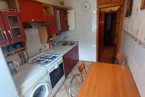 квартира за адресою Космонавтів вул., 86