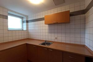 комерційна за адресою Велика Васильківська вул. (Червоноармійська), 8