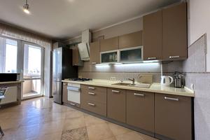 квартира за адресою Зелена вул., 115ж