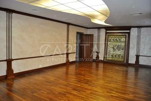 комерційна за адресою Тампере вул., 5