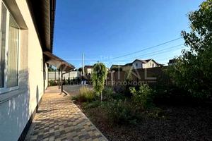 будинок за адресою с. Петропавлівська борщагівка, Леся Курбаса вул.