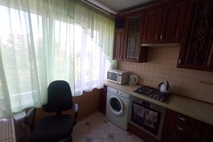 квартира за адресою Наукова вул., 9
