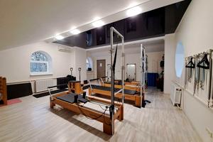 комерційна за адресою Панаса Мирного вул., 1