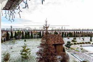 дом по адресу Центральна