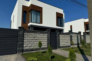 будинок за адресою Рівне, Солов'їна вул., 18
