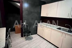 комерційна за адресою Рибальська вул., 22