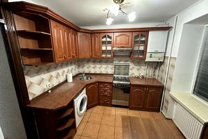 квартира за адресою C. Петлюри бульв., 4