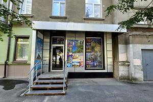 комерційна за адресою Культури вул., 11