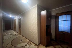 квартира за адресою Макарова, 56