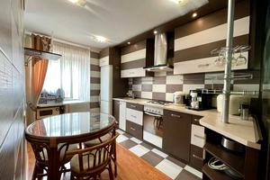 квартира за адресою Семафорна вул., 32