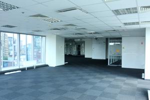 комерційна за адресою Спортивна пл., 1А