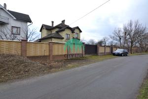 будинок за адресою с. Микитинці, Черепкова, 43