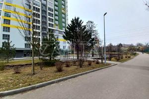 комерційна за адресою Вишгородська вул., 45