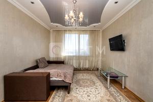квартира за адресою Хотинська вул., 12