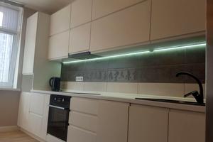 квартира за адресою Анни Ахматової вул., 22