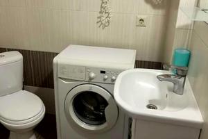 квартира за адресою Платанова вул., 82