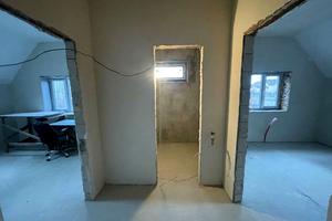 будинок за адресою Центральна вул., 33р
