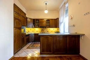 квартира за адресою Героїв Майдану, 8