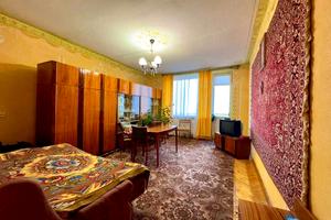 квартира за адресою Богдана Хмельницького вул., 10