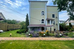 будинок за адресою Озерна вул., 46
