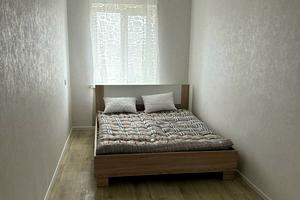 квартира по адресу Строителей ул., 14