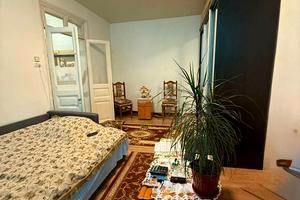 квартира за адресою Запорізька вул., 18