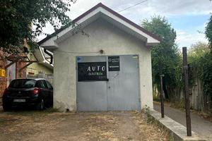 будинок за адресою Степана Бандери вул.