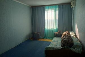 квартира за адресою Райдужна вул., 21