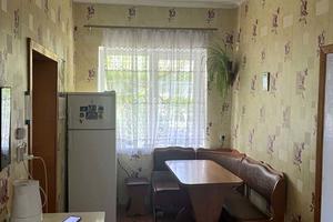 дом по адресу Центральна