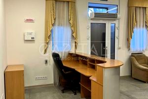 комерційна за адресою Михайла Грушевського вул., 34/1